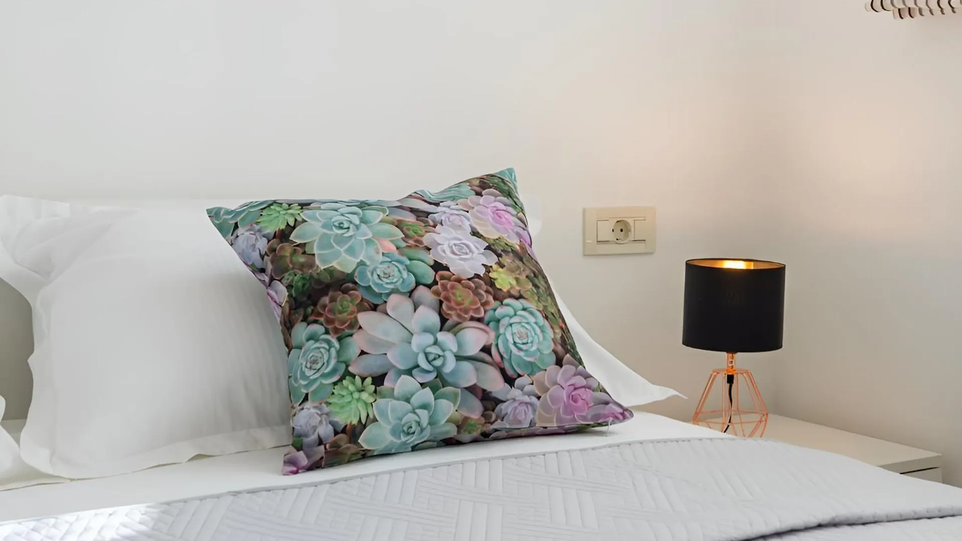 Lct Dreamy Apartment Split